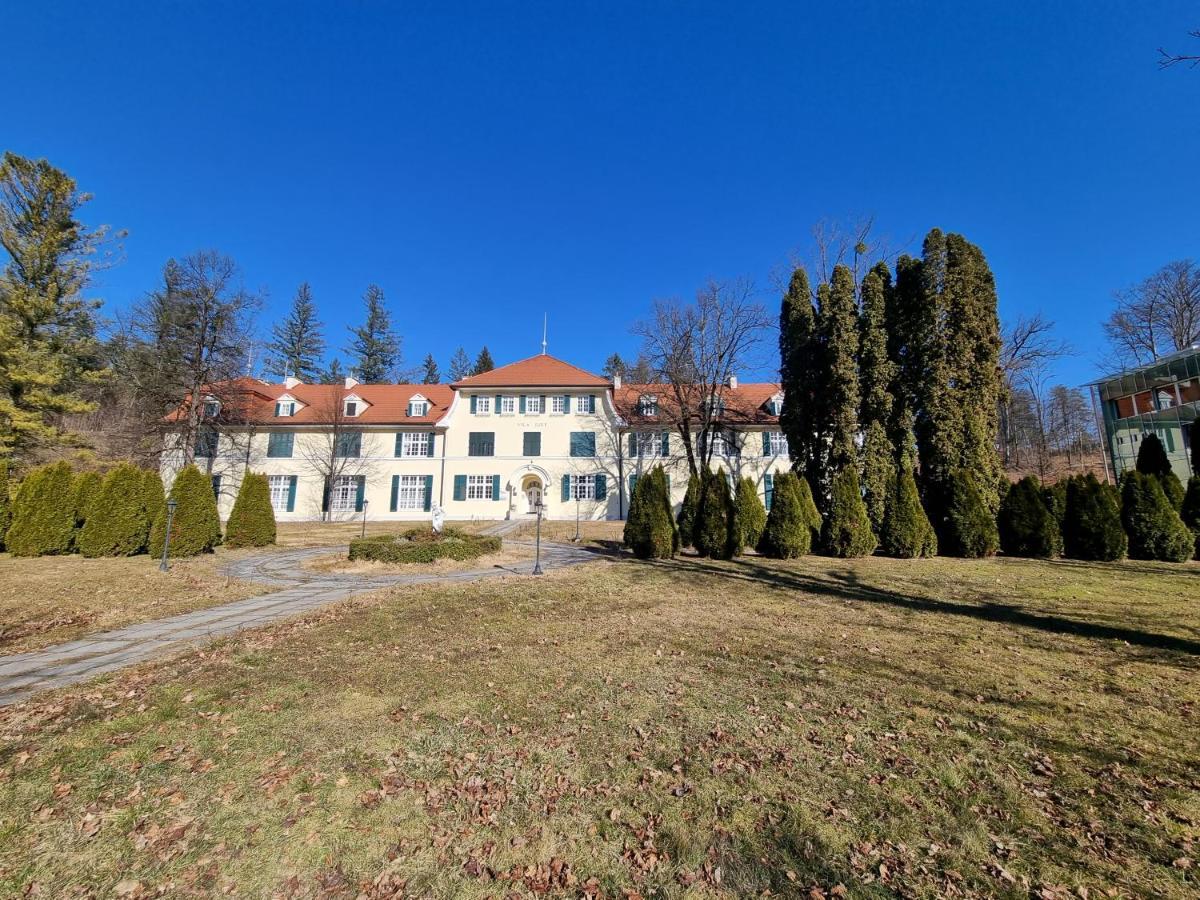 רוגאסקה סלאטינה Apartma Vrtnica, Vila Golf מראה חיצוני תמונה